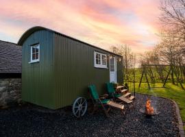 The Pleasant Hut at MountPleasant Farm, vacation rental in Ulverston
