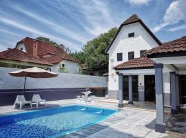 Yussy Homestay at Afamosa Villa, βίλα σε Kampong Alor Gajah