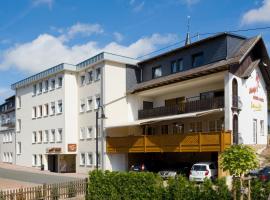 Merker's Hotel & Restaurant Bostalsee, hotel familiar en Bosen-Eckelhausen