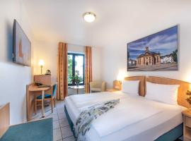 UNO Hotel Posthof Saarlouis، فندق في سارلويس