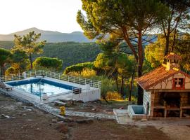 Casa Cadalso, Mirador de Gredos, Madrid, hotel in Cadalso de los Vidrios