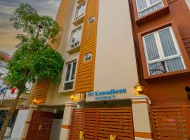Sri K residency – hotel w mieście Selam