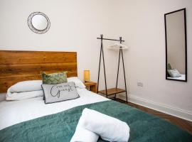 Pine Street Home by #ShortStaysAway, cheap hotel in Willington Quay