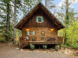 North Fork Hideaway, cottage à Washougal