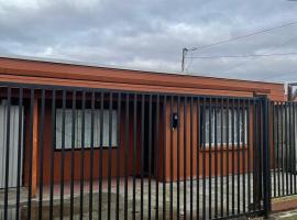 Casa amoblada en Coronel, alquiler vacacional en la playa en Concepción