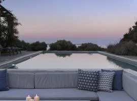 Villa Alkyoni · Beautiful 8-person Family Villa with Great Views