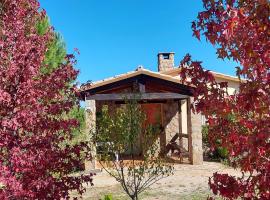 Casa Rural Amarilla, hotel in Avila