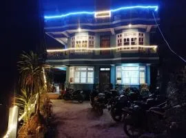 Roofscape Homestay
