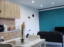 Le Délice doré - Wifi - Parking Privée, hotel di Lens