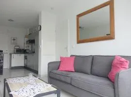 Appartement moderne 2 pièces avec balcon et WIFI, proche centre Sarzeau et plages - FR-1-639-48