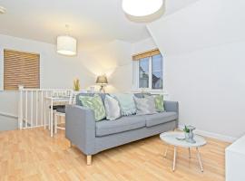 StayRight 2 Bed Beach House with Private Parking- Next to Barry Beach and Jackson Bay, hotell i Barry