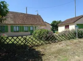 Évasion rustique avec cheminée et vélos, proche du Mans - FR-1-410-166