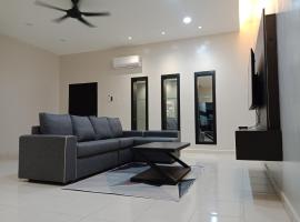 61 Homestay, hotel in Sitiawan