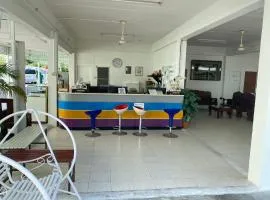 Bangsaen Budget Hotel