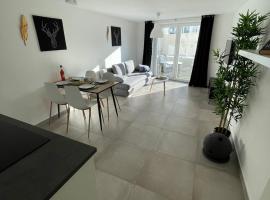Casa Hintze II- 2 Zimmerwohnung 5 Minuten zu Fuß in die Innenstadt und nahe der Berge, Hotel in Kempten