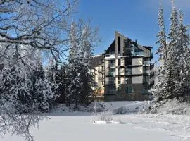 APLEND Lake Resort