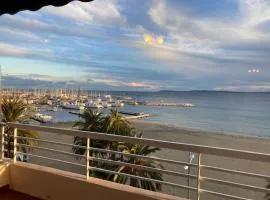 Bel appartement au Lavandou avec terrasse et vue mer - FR-1-308-167
