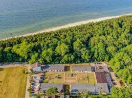 Ośrodek rodzinny "Pod Wydmami" PRZY PLAŻY , PLAC ZABAW , ROWERY