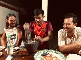 Vera Sunset homestay local experience with lao family、Muang Khôngのホテル