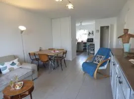 Maison lumineuse 2 ch entre campagne et mer, proche golf et La Rochelle, parking et local vélo - FR-1-551-22