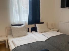Budapest Airport-Vecsés Trainstation Apartman K7, zelfstandige accommodatie in Vecsés