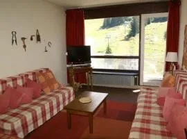 3 pièces au pied des pistes avec balcon et lave-linge - FR-1-557-31