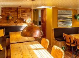 Boutique style ship 10 double cabins, ubytování na lodi v destinaci Monnickendam