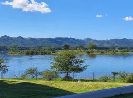 Departamento Country Puerto del Águila- Lago los Molinos, хотел в Потреро де Гарай