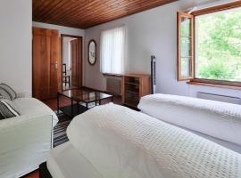 Hotel Santana, khách sạn ở Roveredo