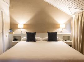 Hotel Xalet del Golf, hotel v destinaci Puigcerdà