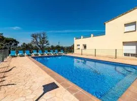 Can Bugantó - amplia casa con piscina y jardín