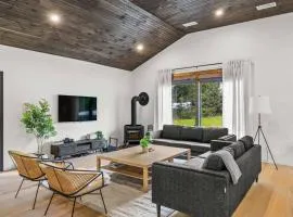 Campfire Bungalow - Kid Friendly