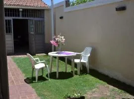 CASA AMPLIA CON COCHERA INCLUIDA CON CAPACIDAD HASTA 7 pasajeros