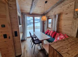 Chaleny - Das erste Tiny House Chalet im Zillertal, &mu;&iota;&kappa;&rho;&omicron;&sigma;&kappa;&omicron;&pi;&iota;&kappa;ό &sigma;&pi;ί&tau;&iota; &sigma;&epsilon; Hainzenberg