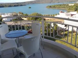 Apartamento encantador de frente ao lago Corumbá