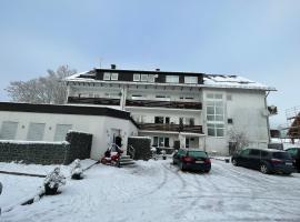 Appartement am Skigebiet Schlossberg 5u12 Am Sonnenhang 14, lejlighed i Medebach