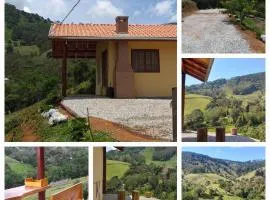 Chalé Som do Riacho e Chalé Riacho Sereno, com Hidromassagem e Lareira á 20 minutos de Gonçalves-MG