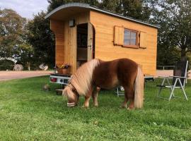 Schäferwagen Altensteig, hotel-fazenda rural em Altensteig