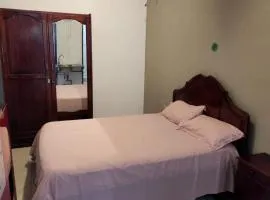 Backpackers rental room/bathroom only