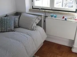 Alvalade II Airport Guest House