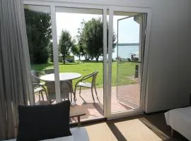 Design-Wohnung am Plöner See