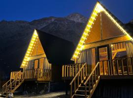 Eco cottage Kazbegi, hotel in Stepantsminda