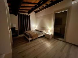 Rent room Iacopo، فندق في كابانّوري