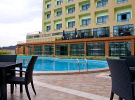 Kigali में, होटल Gorillas Golf Hotel
