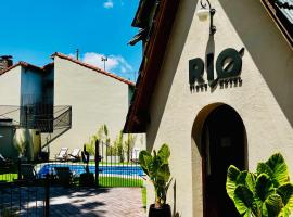 RIO TIGRE HOTEL, hotel in Tigre