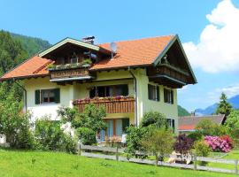 Ferienwohnung Kaiserblick, hotel in Sachrang