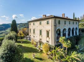 Villa Barsocchini, villa em Lucca