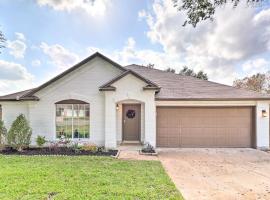 Modern Pflugerville Getaway with Private Pool!