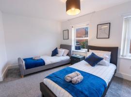 2 bedroom house with free Parking, Aylesbury, Johns st, Ferienunterkunft in Buckinghamshire