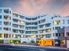 West End Central Apartments